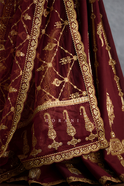 Qarmazi Mazneen Lehenga Set