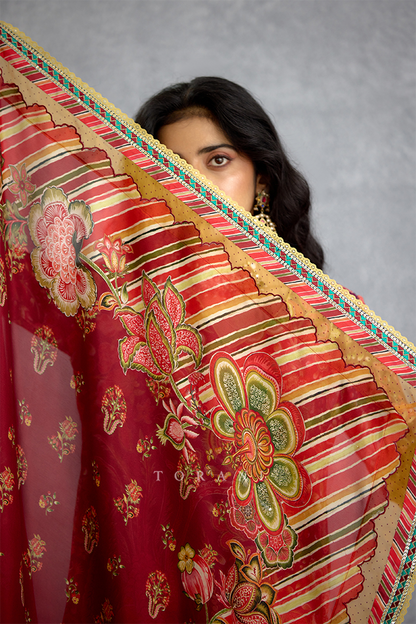 Laalima Writu Tanuja Kurta Set