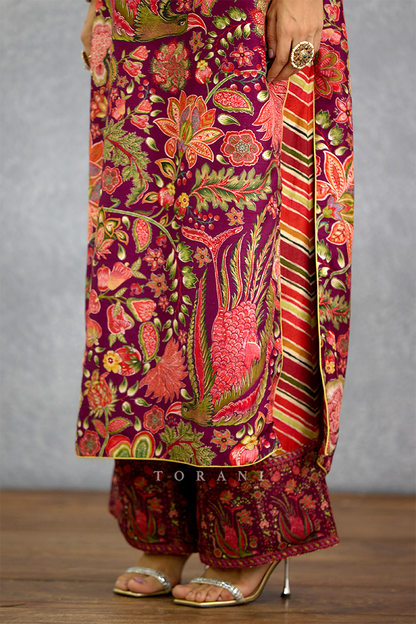 Laalima Writu Tanuja Kurta Set