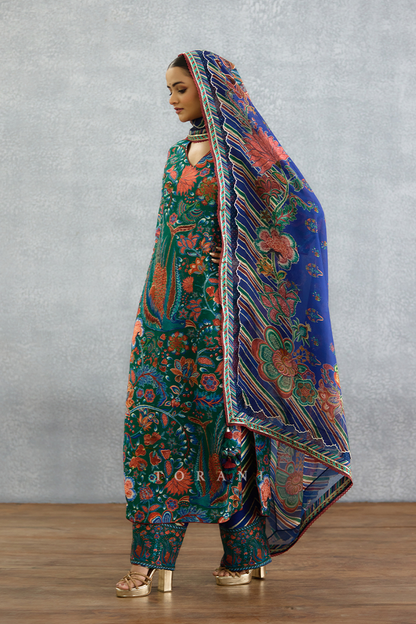 Mayurakshi Writu Tanuja Kurta Set