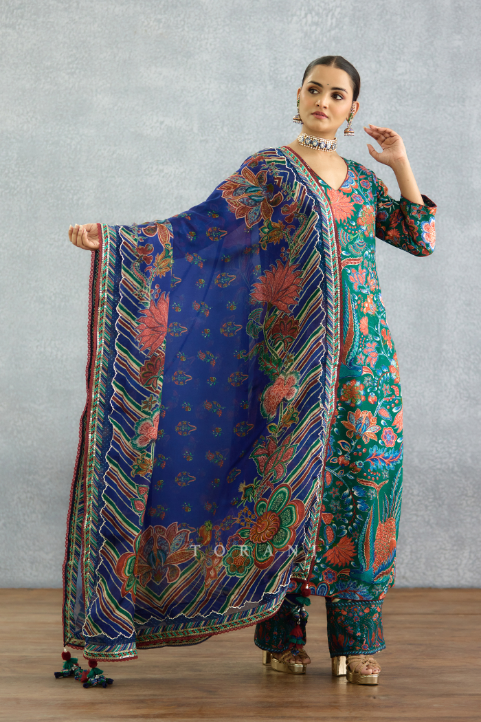 Mayurakshi Writu Tanuja Kurta Set