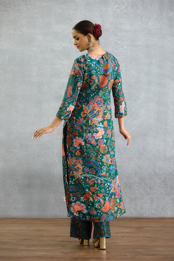 Mayurakshi Writu Tanuja Kurta Set