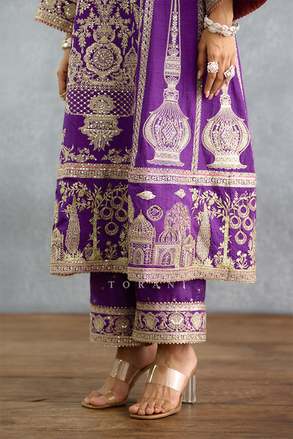 Banafsha Aqeela Kurta Set