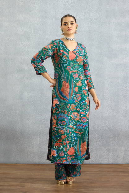 Mayurakshi Writu Tanuja Kurta Set