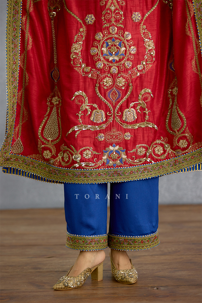 Zehra Neelat Kausar Kaftan Set