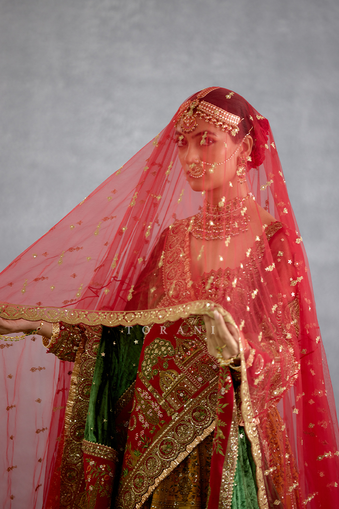 Zehra Sidra Veil Odhni