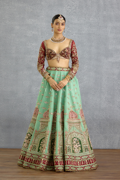 Farishti Nazra Lehenga Set