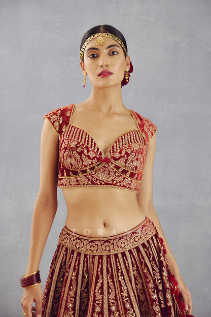 Tarush Turvi Set for Him &amp; Her