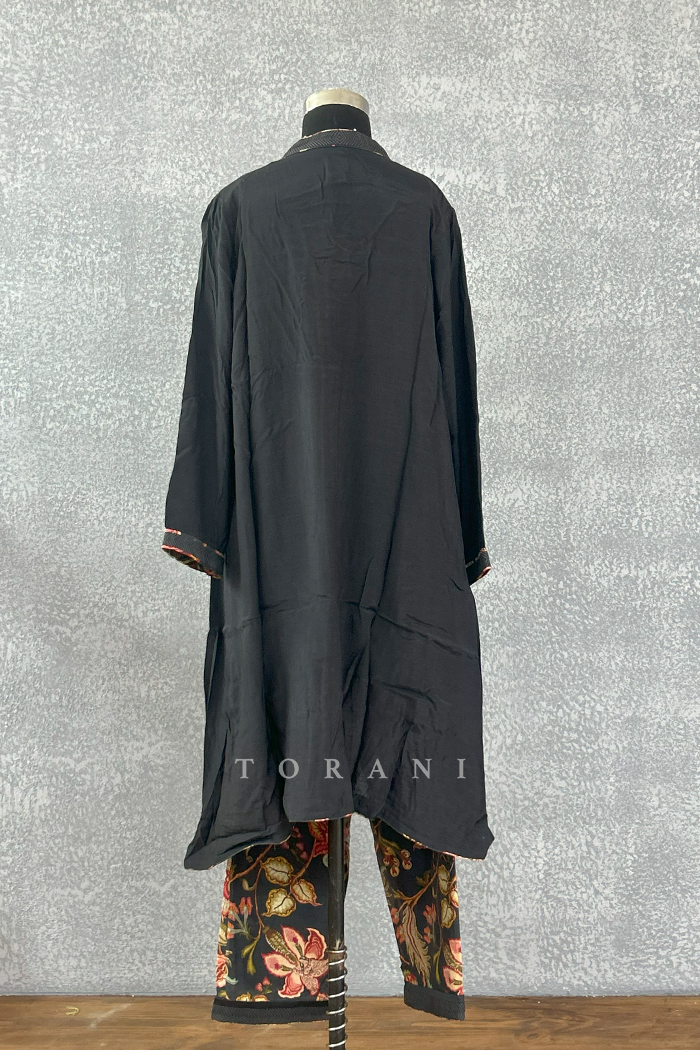 Sale- Nisha Mihira Kurta Set