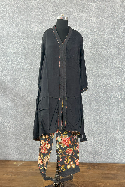 Sale- Nisha Mihira Kurta Set