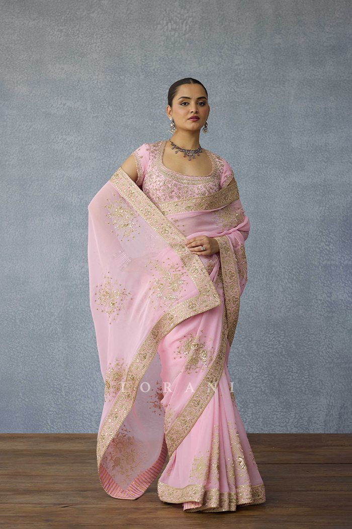 Kairavi Akhila Saree