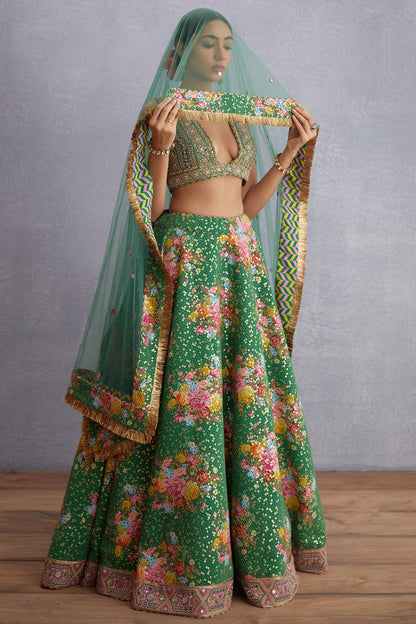 Shrishti Shrivastava in our Panna Aastika Zubaida Lehenga Set