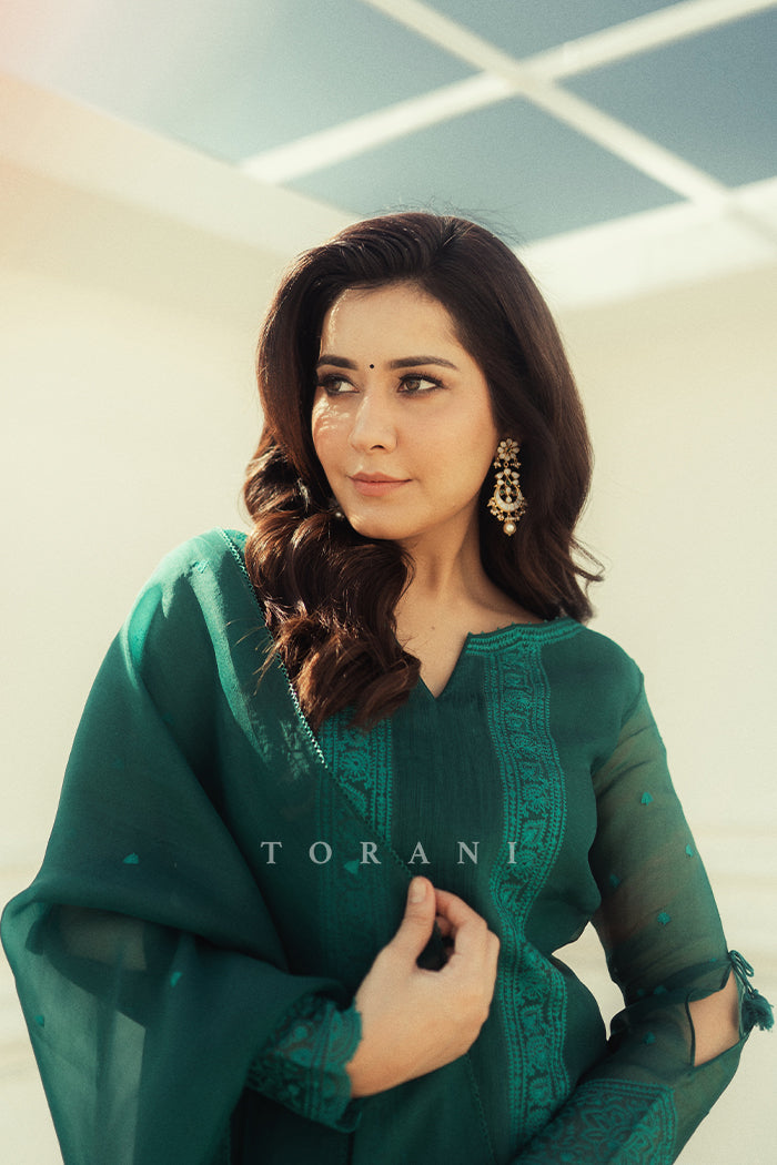 Rashi Khanna In Our Sabz Abhra Kurta Set