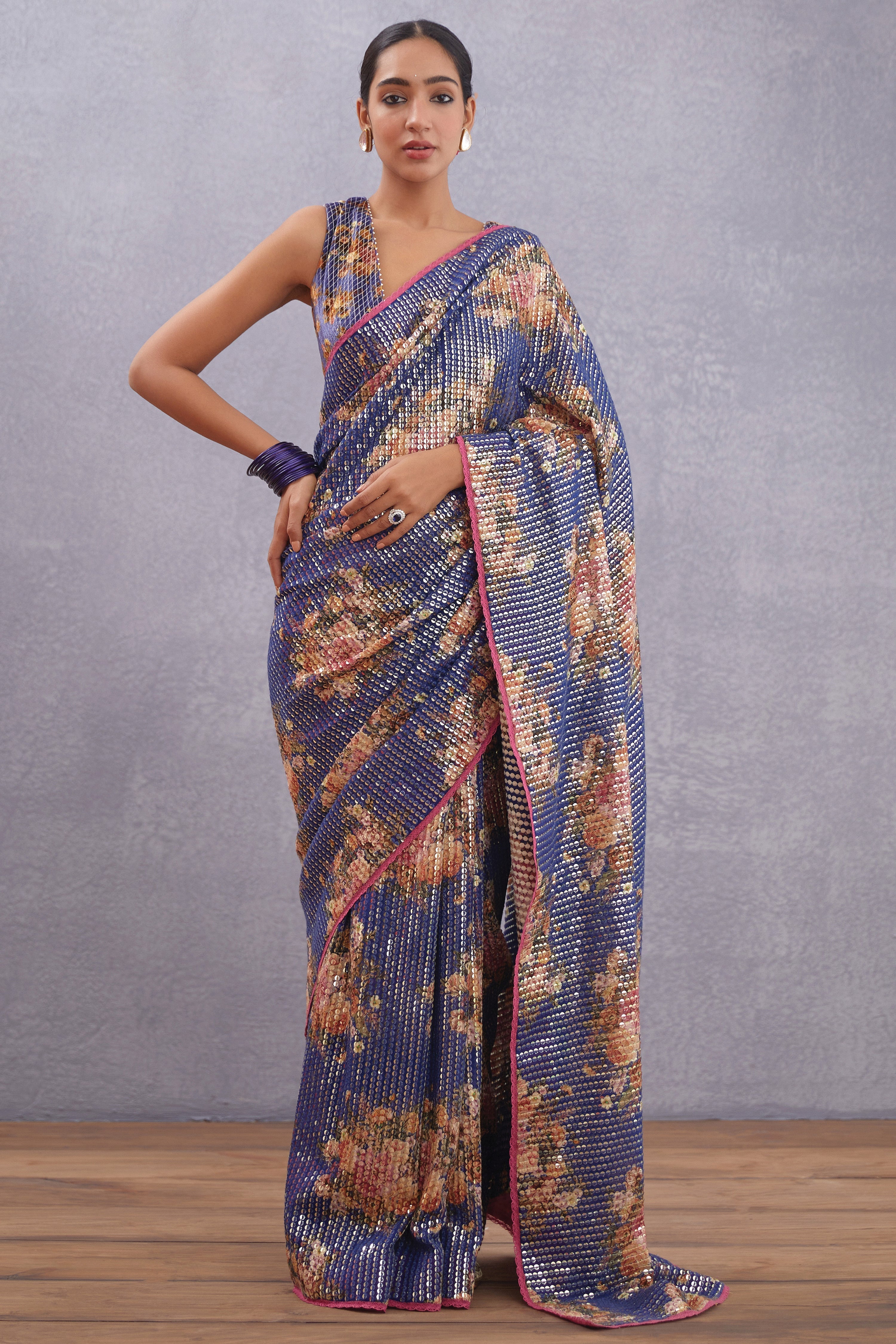 Jamuni Qasiba Chandi Sitara Saree