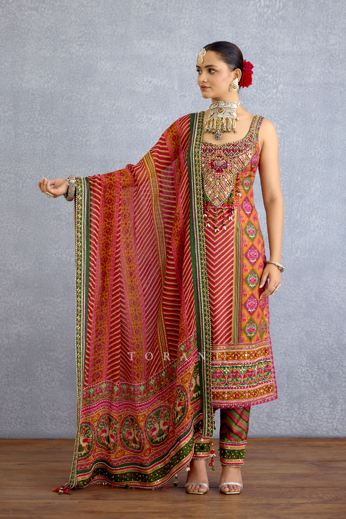 Rangili Sahithi Kurta Set