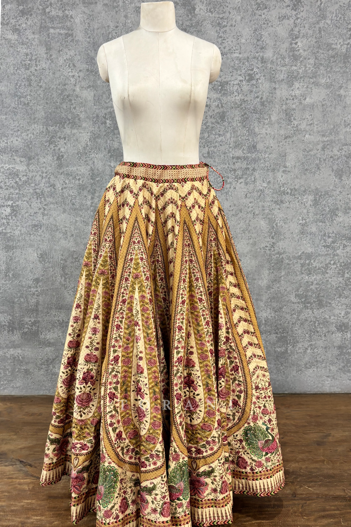 SALE - Kasturi Oorjita Skirt &amp; Odhni