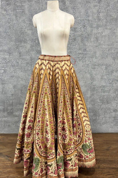 SALE - Kasturi Oorjita Skirt &amp; Odhni