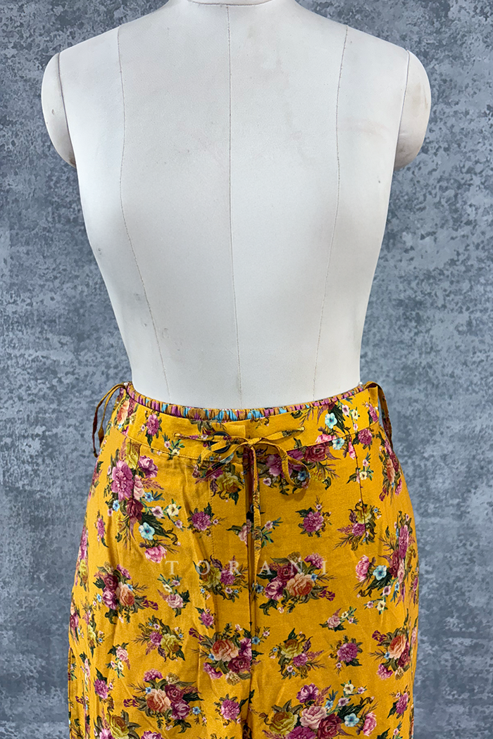 SALE - Sunehra Gulnaz Pants