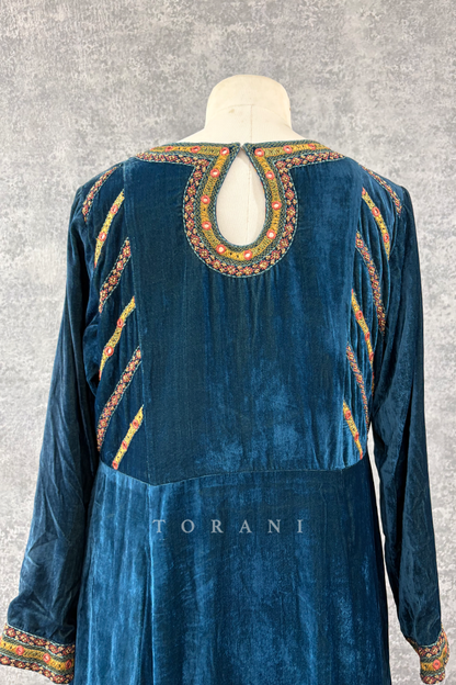 SALE - Neelam Makhmal Qurbat Khat Kurta Set