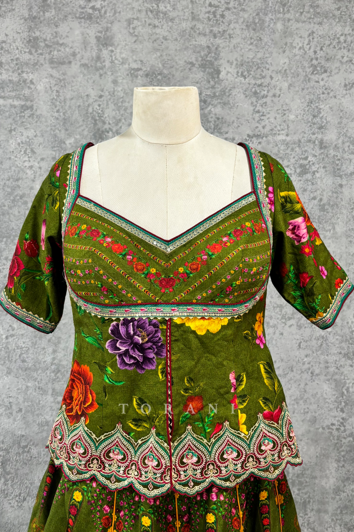 SALE - Dil Saaz Lara Skirt &amp; Blouse