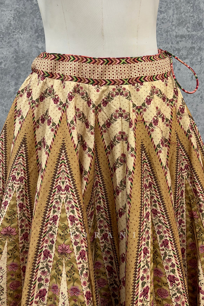 SALE - Kasturi Oorjita Skirt &amp; Odhni