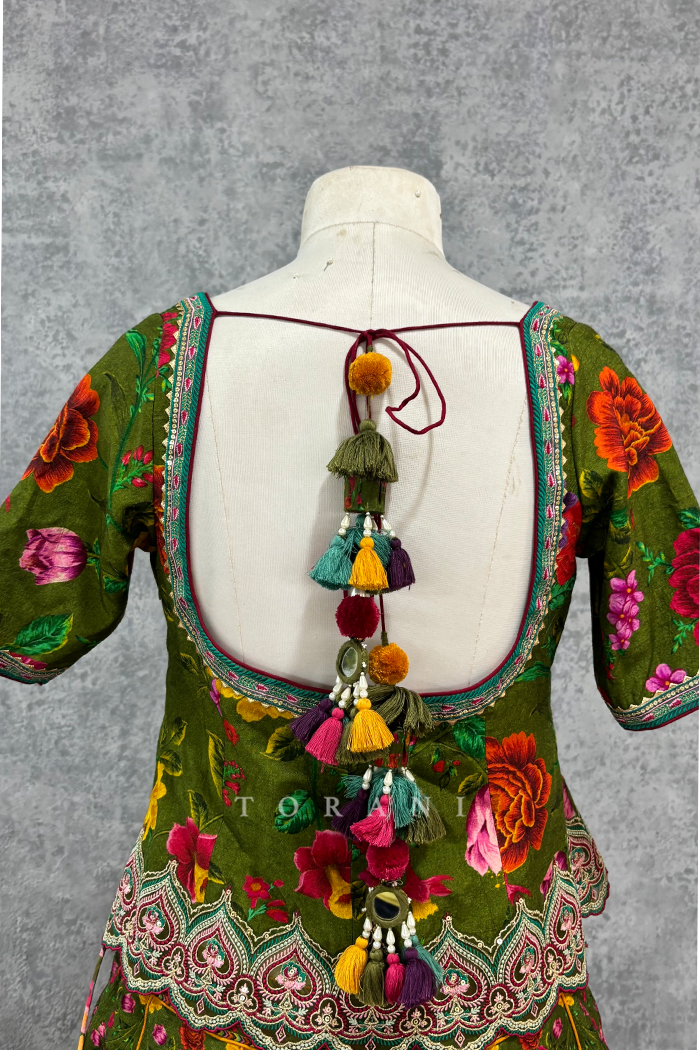 SALE - Dil Saaz Lara Skirt &amp; Blouse