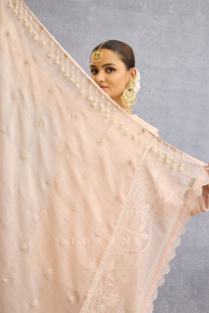 Gul-Mohar Dyuti Odhni