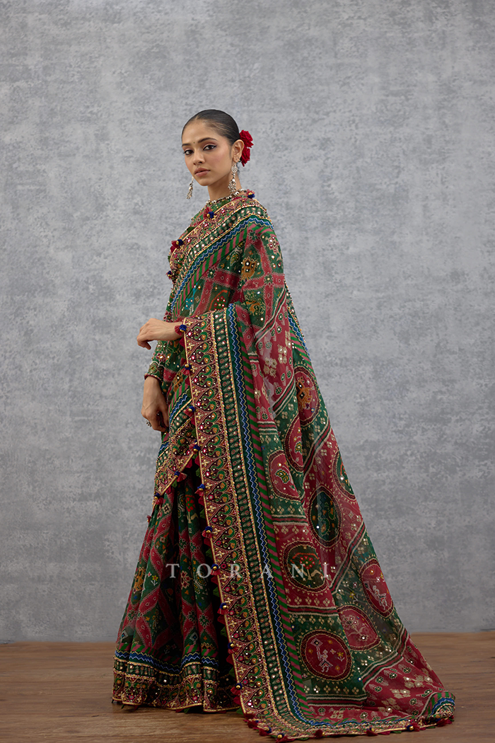 Surkhi Harit Ila Saree