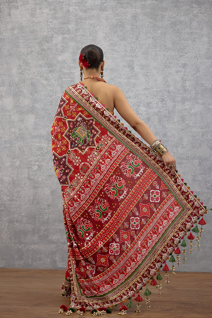 Chitrita Surkh Kanti Saree