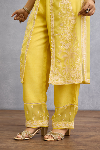 Kasmai Udita Kurta Set
