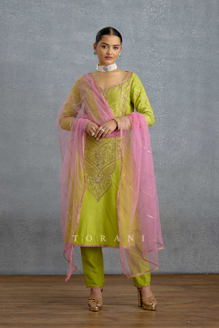 Angoori Malika Kurta Set