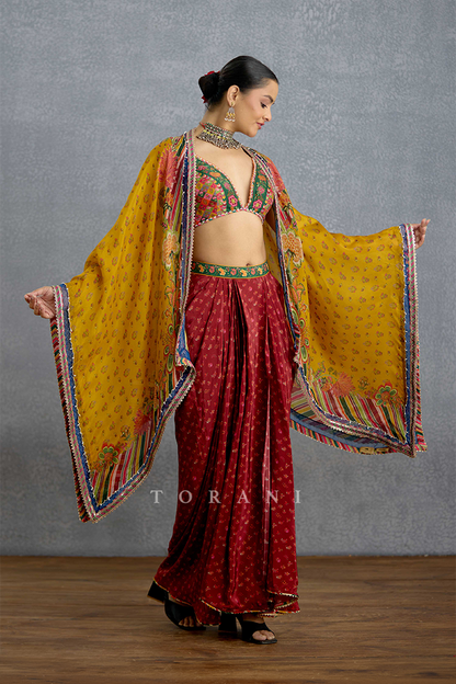 Chitrangi Gulrang Cape Set