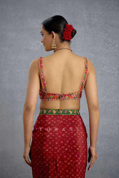 Chitrangi Gulrang Cape Set