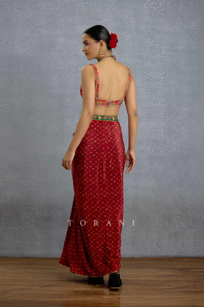Chitrangi Gulrang Cape Set