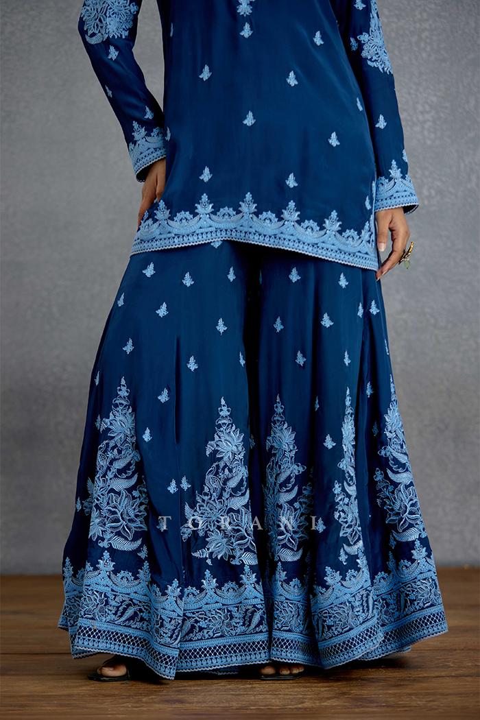 Shayamala Nilaaya Sharara Set