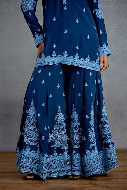 Shayamala Nilaaya Sharara Set