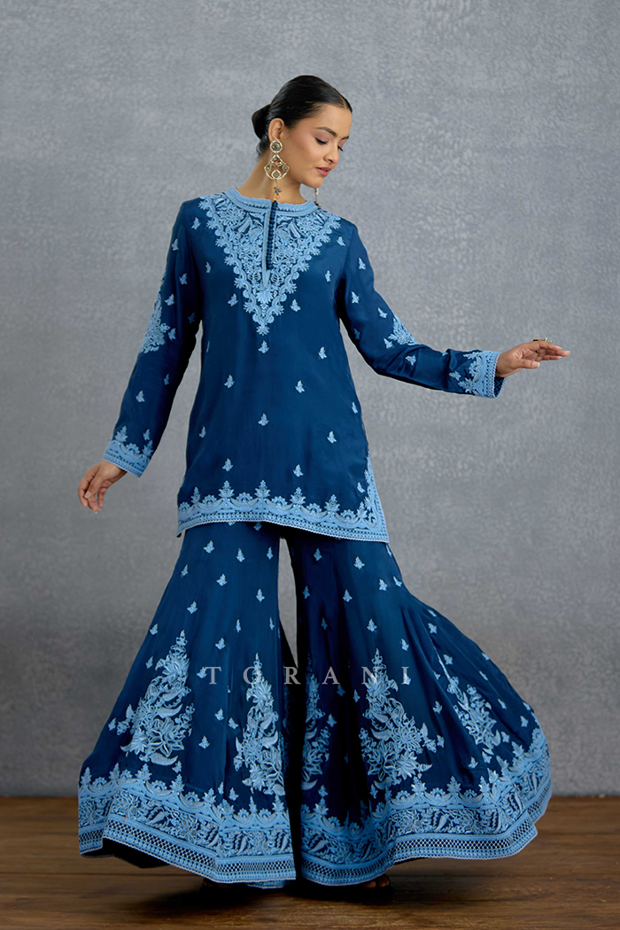 Shayamala Nilaaya Sharara Set