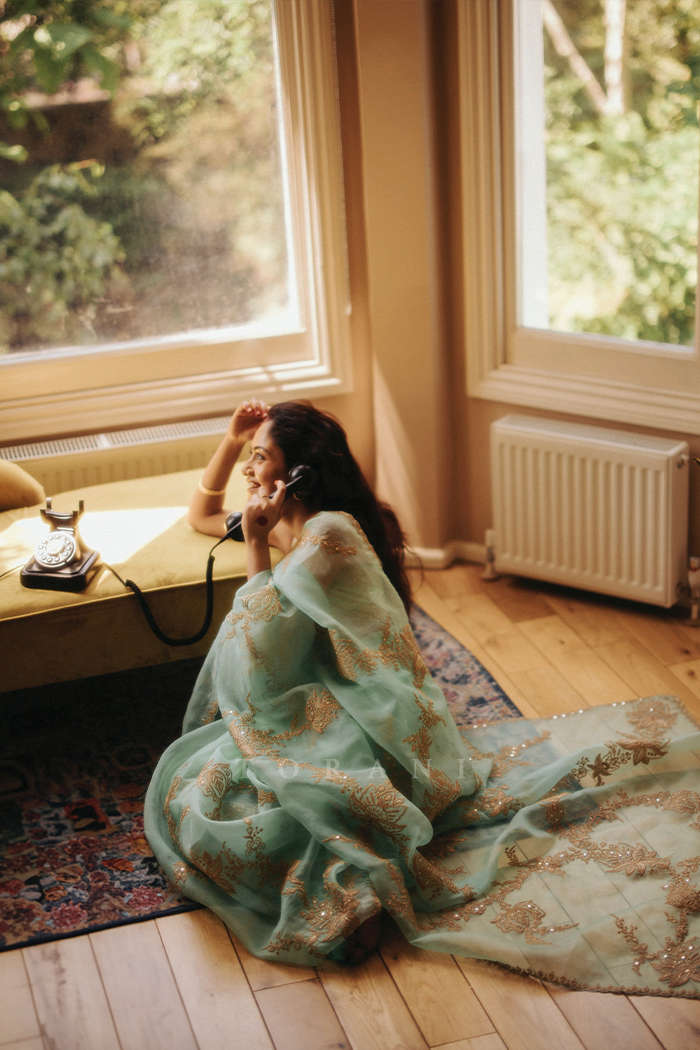 Gul-Neer Daavya Saree