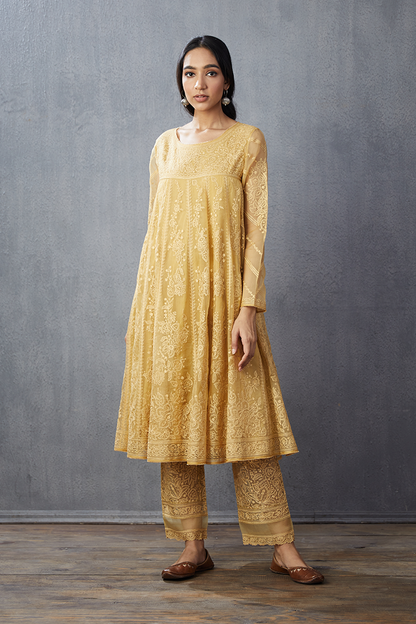 Sunehra Kalidaar Paavni Kurta Set