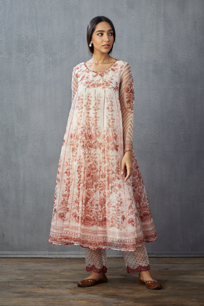 Bhuri Gauraiya Swati Kurta Set