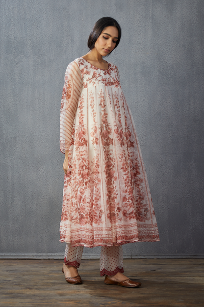 Bhuri Gauraiya Swati Kurta Set