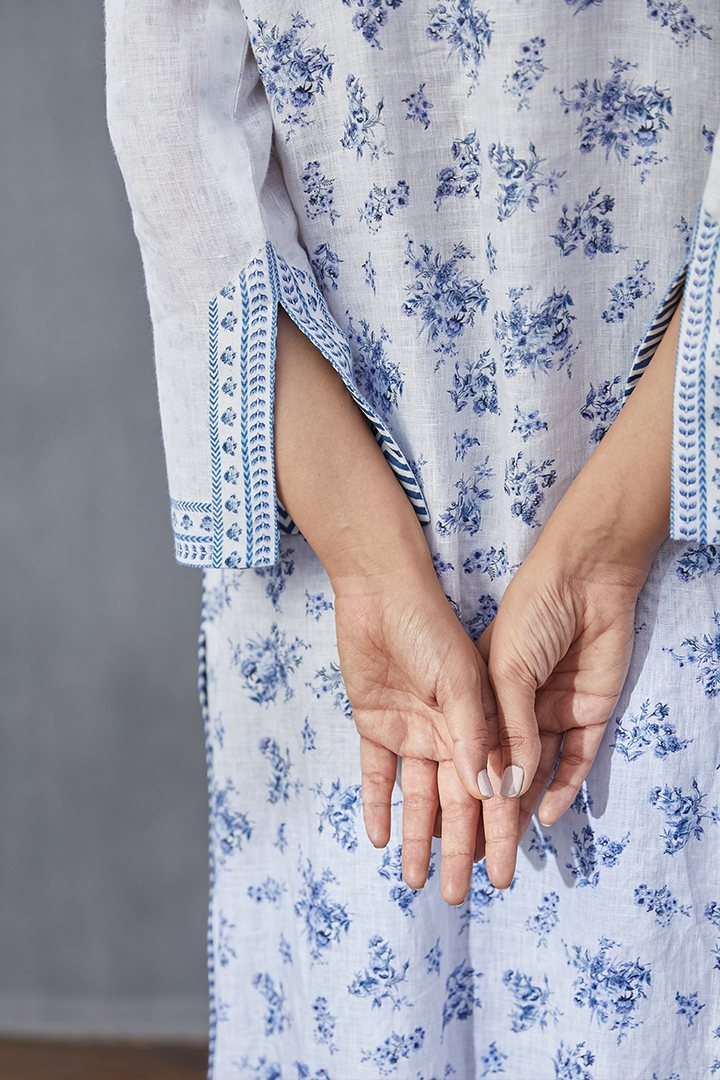 Neeli Kali Abhidah Kurta Set