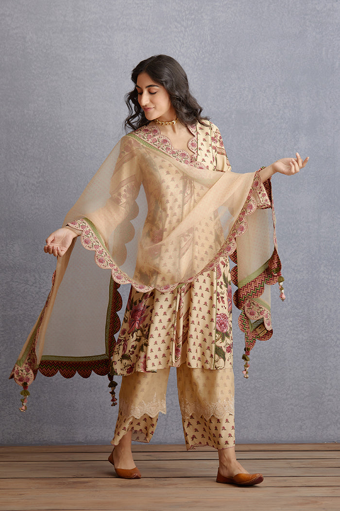 Kasturi Virika Kurta Set