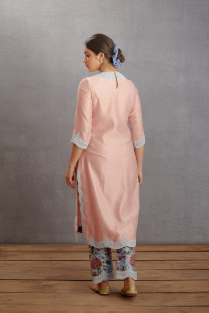 Kaner Urvi Kurta Set