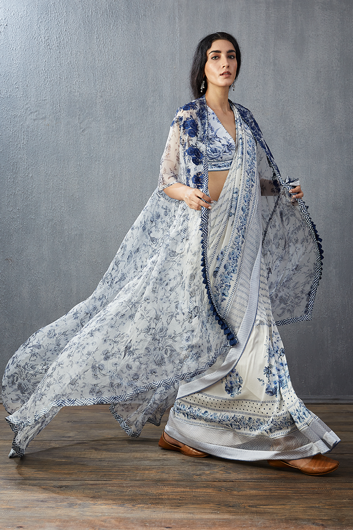 Neeli Booti Rehana Cape