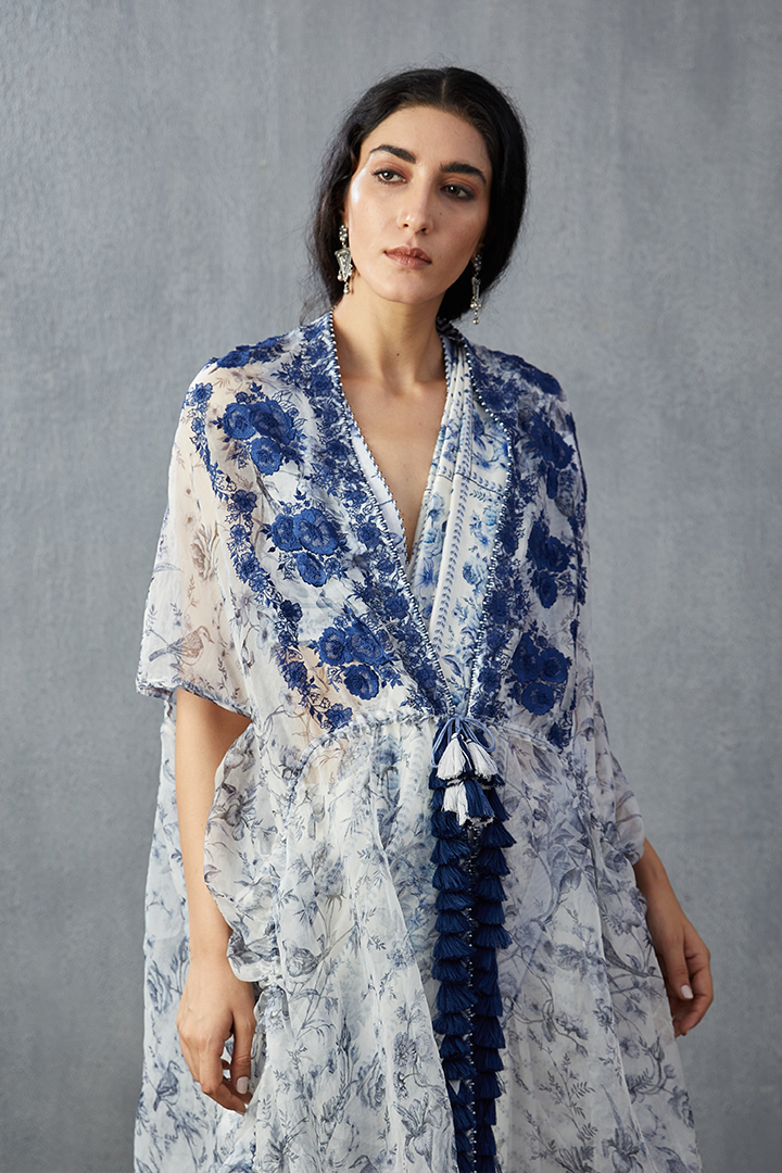 Neeli Booti Rehana Cape