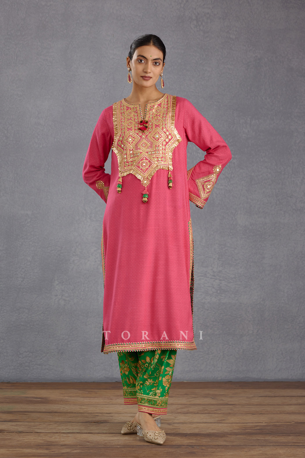 Rang Raas Paakizah Kurta Set