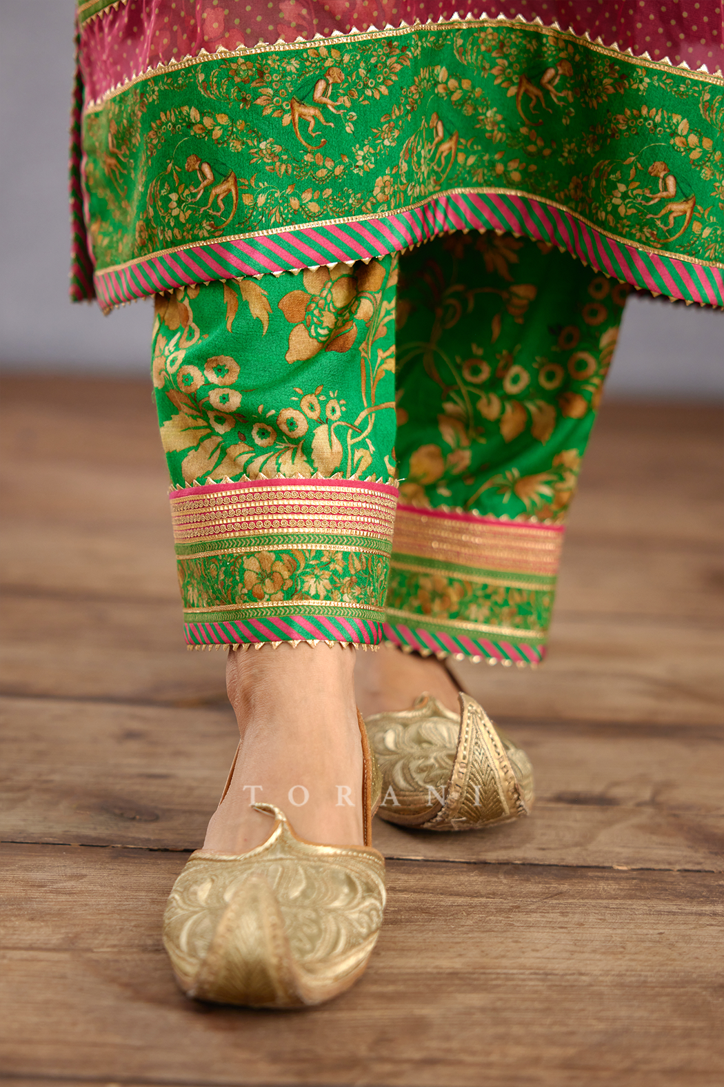 Rang Naaz Barkha Kurta Set