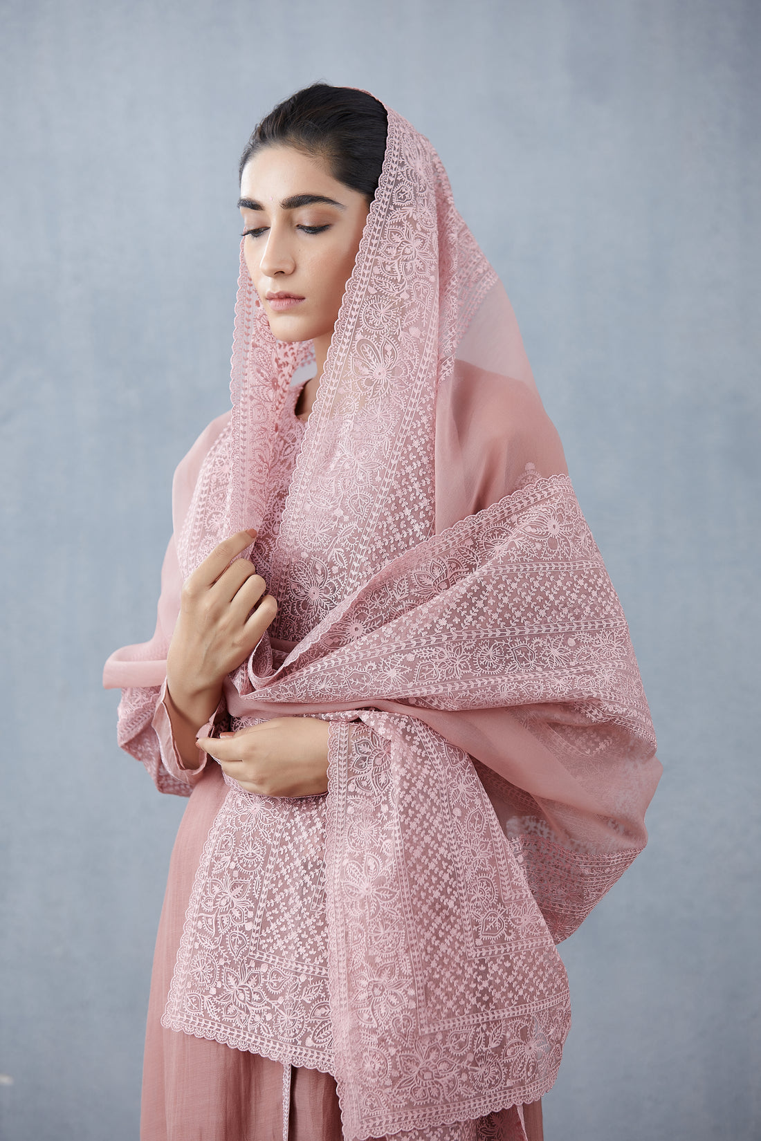 Gulbahar Kiyah Odhni