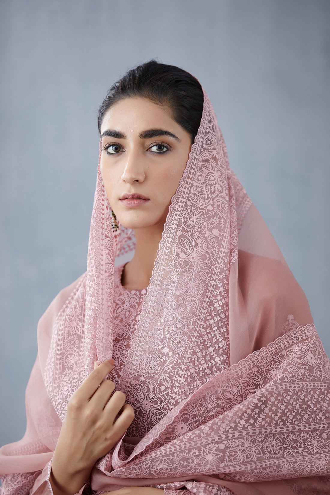 Gulbahar Kiyah Odhni